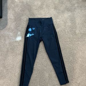 Adidas capris size large